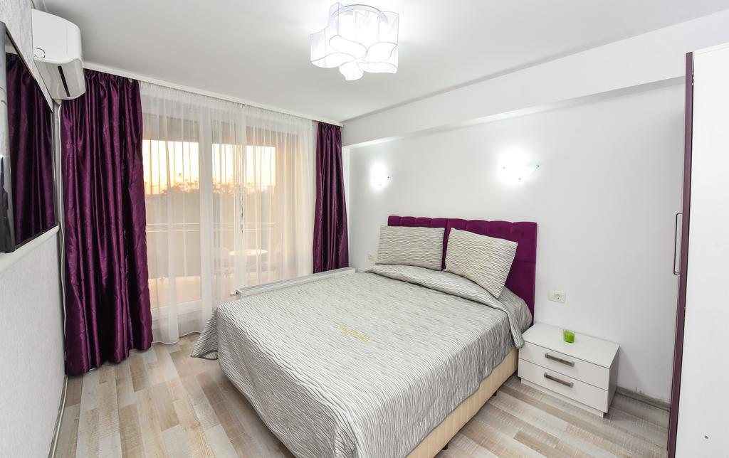Pierre Cardin Deluxe Apartment With Terrace By Magniflex Bucarest Exterior foto